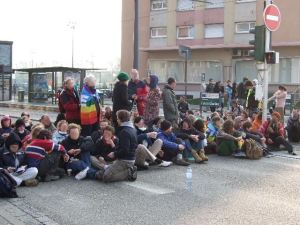 bloqueo_cumbre_otan_estrasburgo_abril_2009