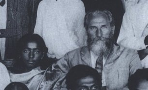Jiddu Krishnamurti y Leadbeater. 1910.