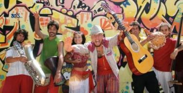 Doctor Sativo y La Voz Popular. Barcelona. 2009.